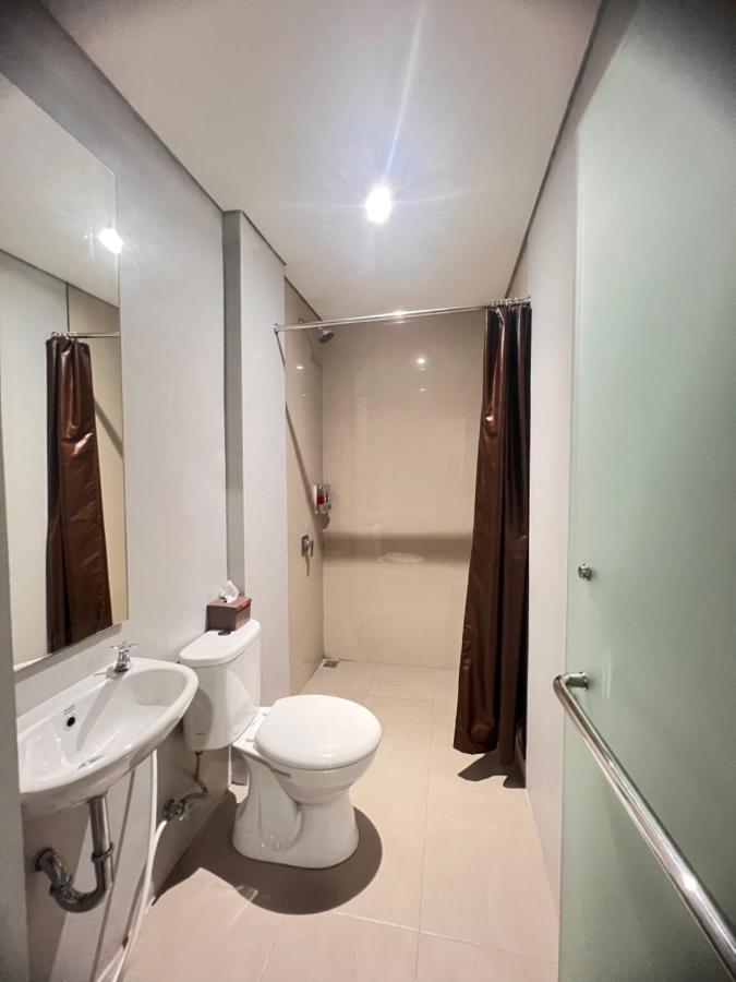 Sleep Studio Hotel City Center Surabaya Luaran gambar