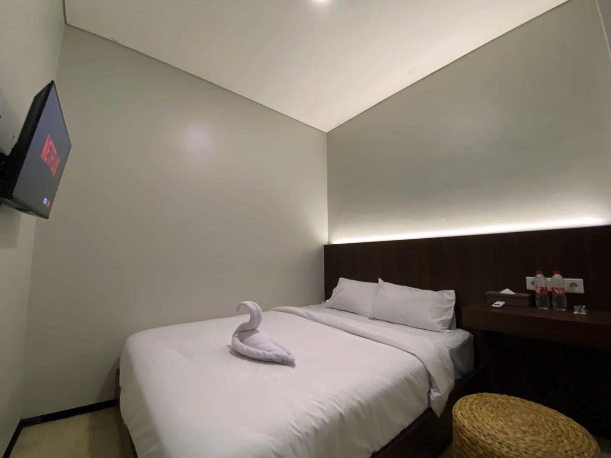 Sleep Studio Hotel City Center Surabaya Luaran gambar